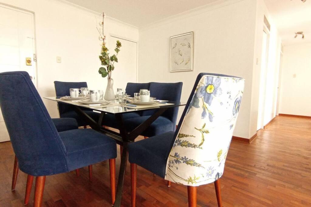 Centric Apartments In Miraflores • Key Locations • Lima Exterior foto